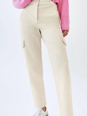 Wilfred Aritzia Modern Cargo Pants